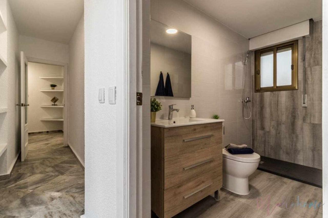 Apartamento Tranquilo En Pleno Centro Con Garaje Huelva Kültér fotó