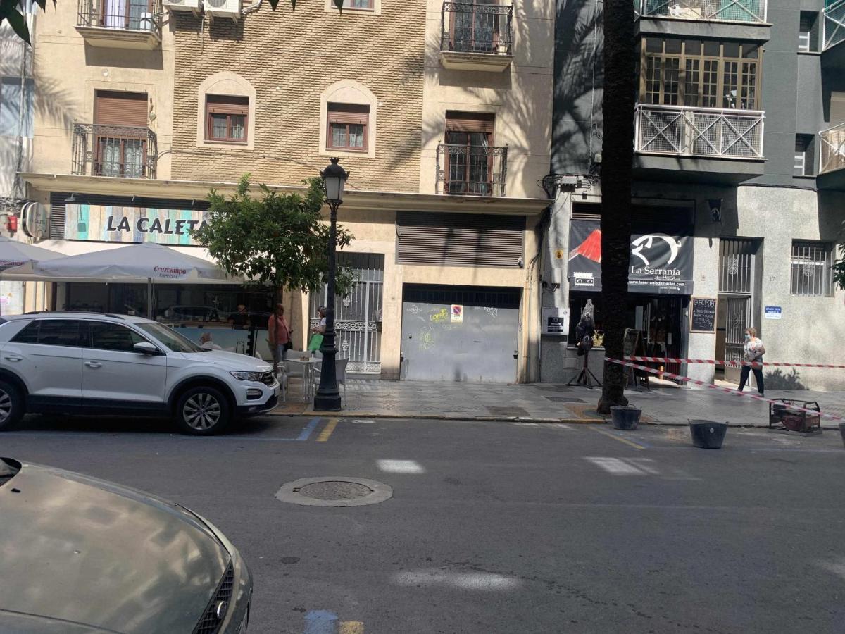 Apartamento Tranquilo En Pleno Centro Con Garaje Huelva Kültér fotó